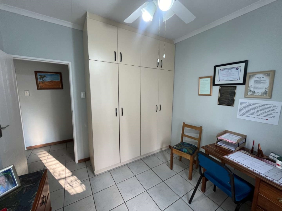 3 Bedroom Property for Sale in Olyfvenhoudtsdrift Northern Cape